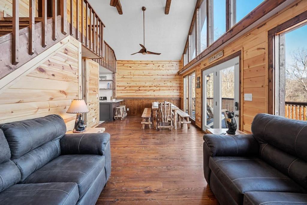 Dog Friendly! Views! Hot Tub! Close To Pf! Gsmnp Sevierville Buitenkant foto